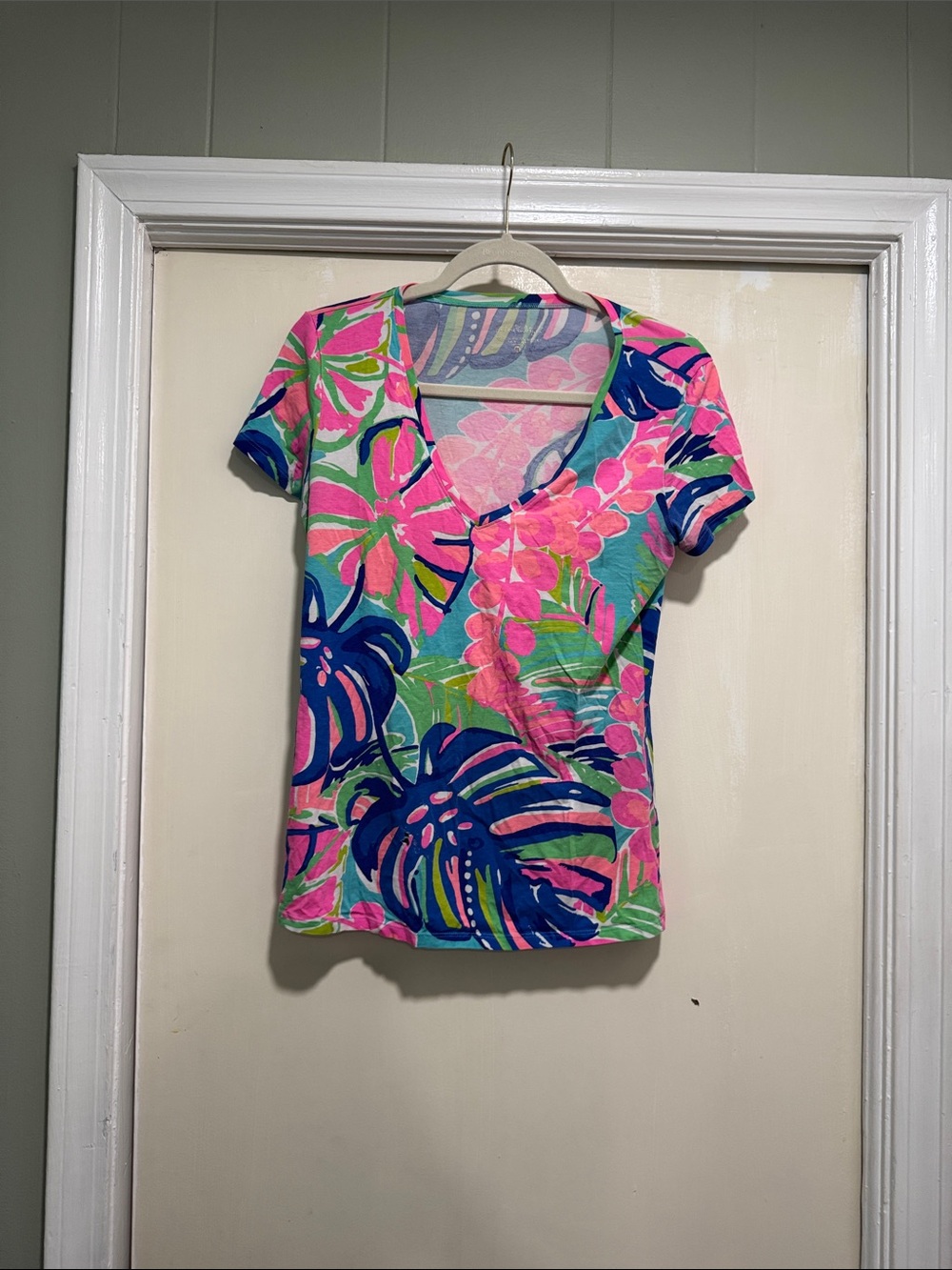 Lilly Pulitzer Pink, Blue & Green Tropical V-Neck Tee
